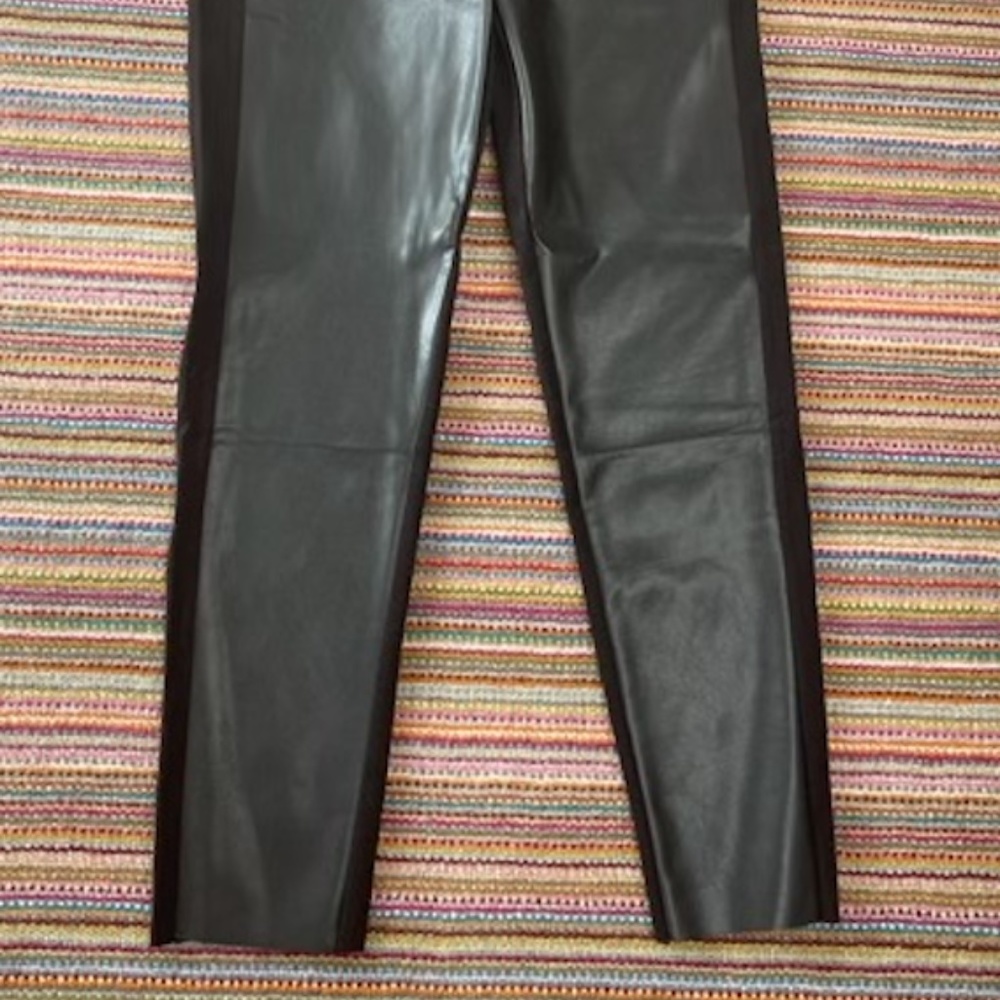 Splendid Faux Leather Panal Leggings. NWT. - Picture 3 of 5